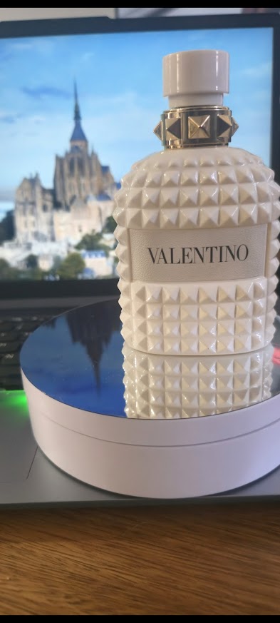 Valentino Uomo Born In roma Ivory